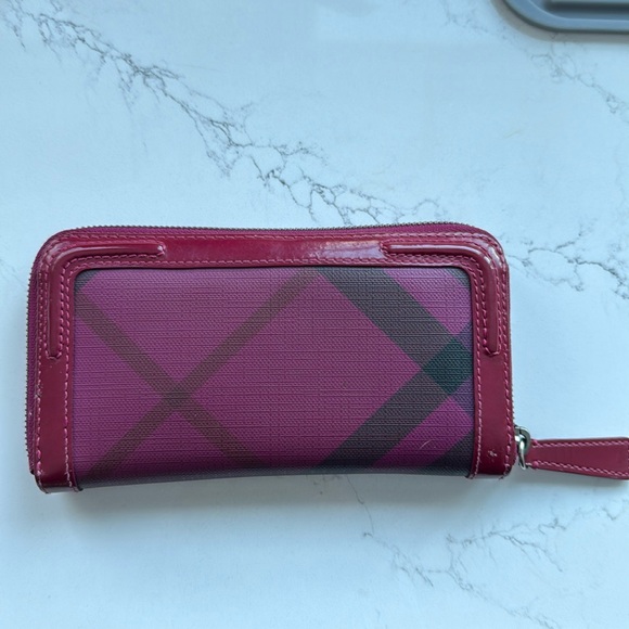 Burberry Wallet - Picture 1 of 5